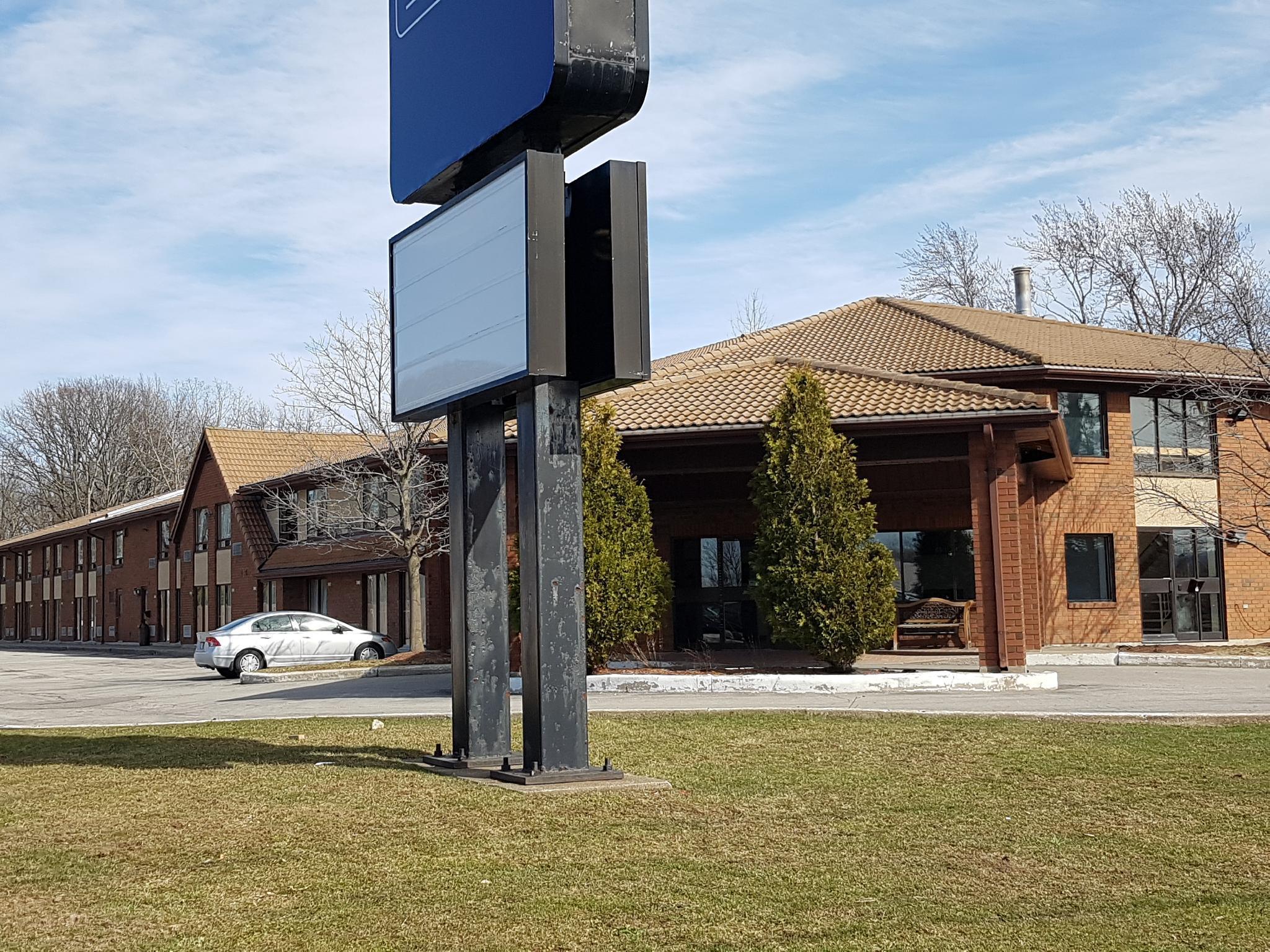 Travelodge By Wyndham Welland Exterior photo